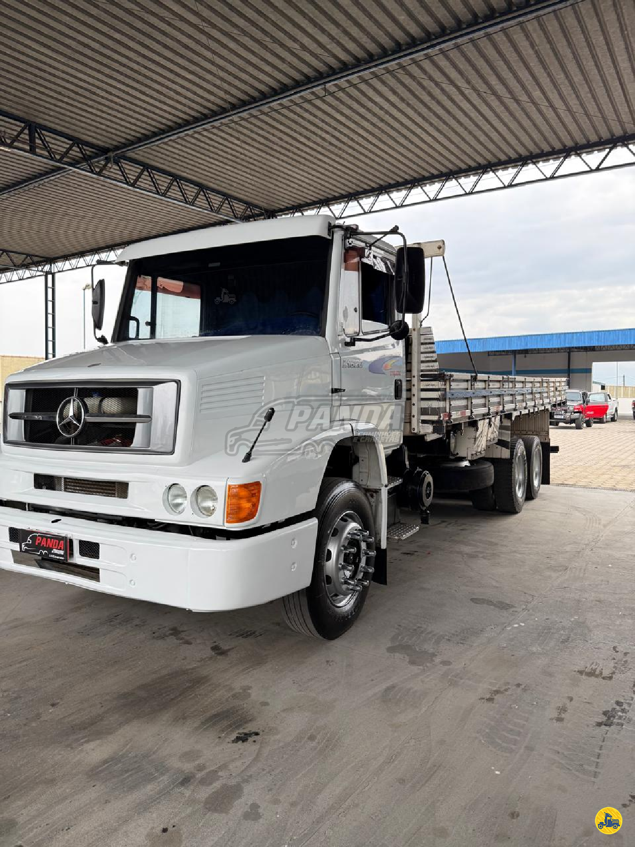 CAMINHAO MERCEDES-BENZ MB 1620 Carga Seca Truck 6x2 Panda Caminhões LORENA SÃO PAULO SP